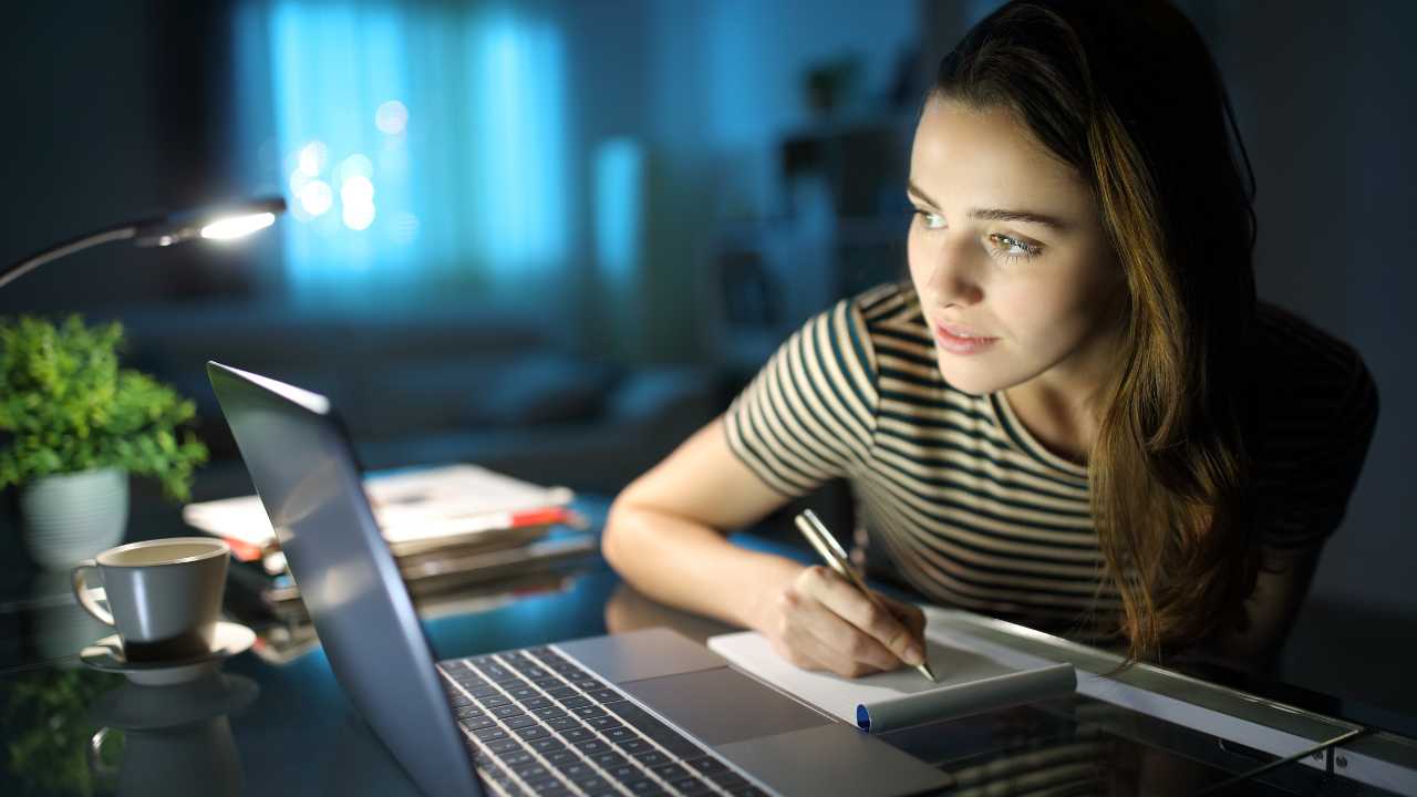 Ek iş ne yapabilirim, Freelance Metin Yazarlığı
