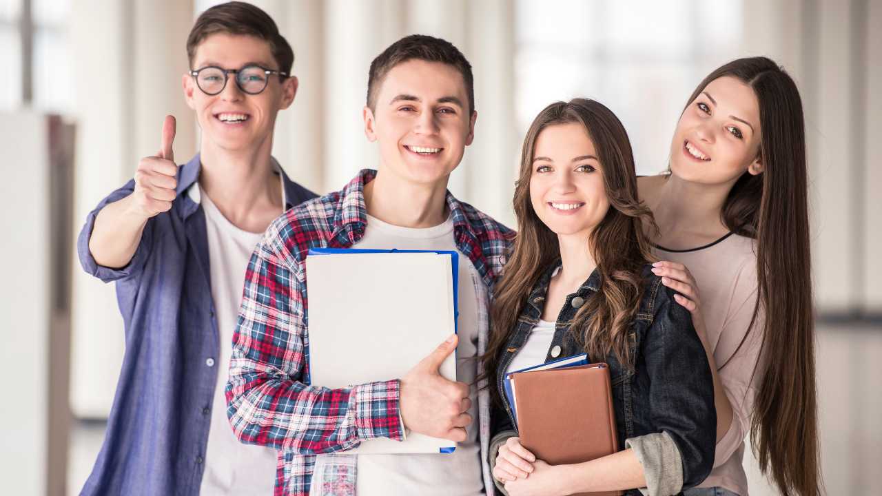 Öğrenciler için part time çalışmanın avantajları